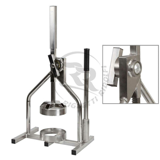 RR Banden pers toren gelagerd