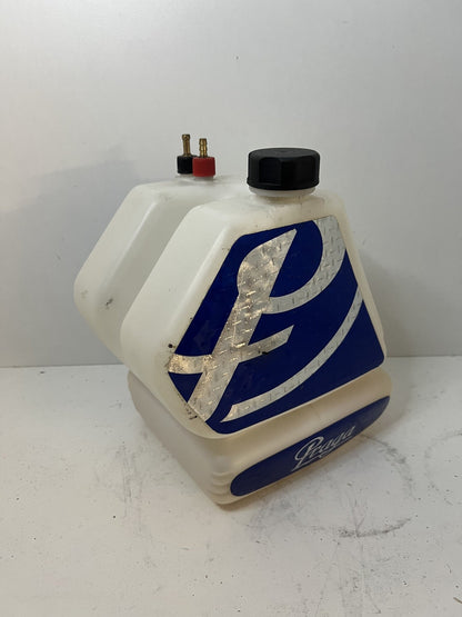 Gebruikte KG tank 8,5 liter met Praga stickers